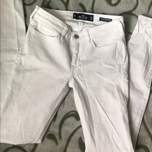 😈Hollister low rise super skinny White